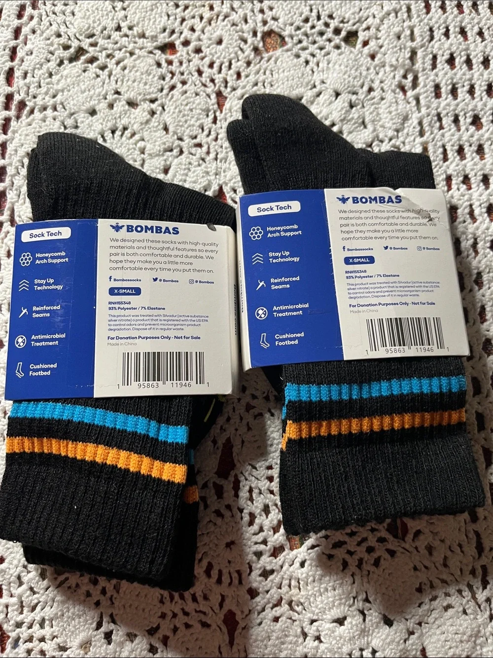 Bombas Queen Bee Youth Socks in Black and org/blu limited Two pairs